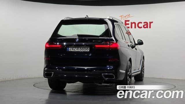 BMW X7 2021 — Şəkil 19/20