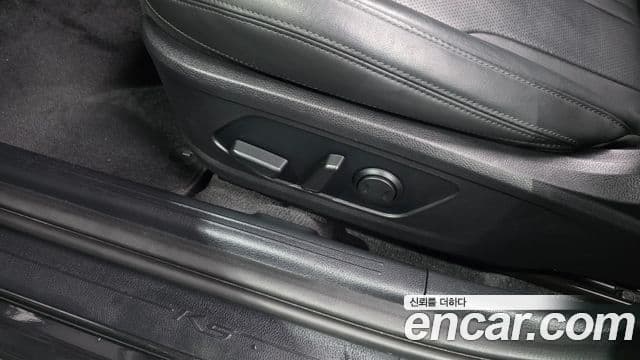 Kia K5 2020 — Şəkil 20/32