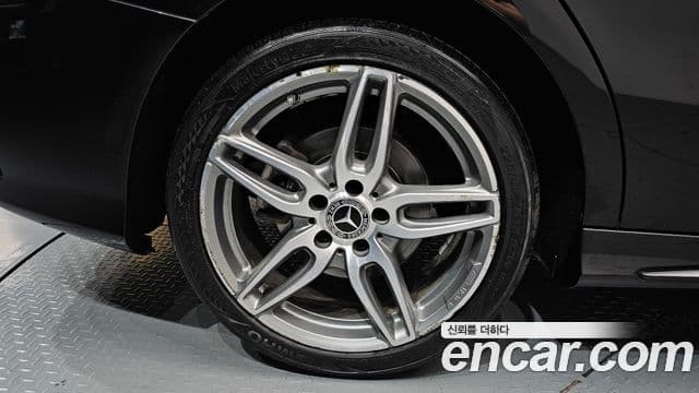 Mercedes-Benz CLA-Class 2018 — Şəkil 5/20