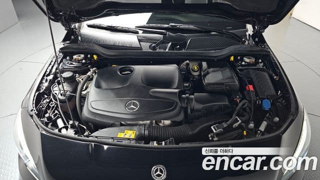 Mercedes-Benz CLA-Class 2018 — Şəkil 6/20
