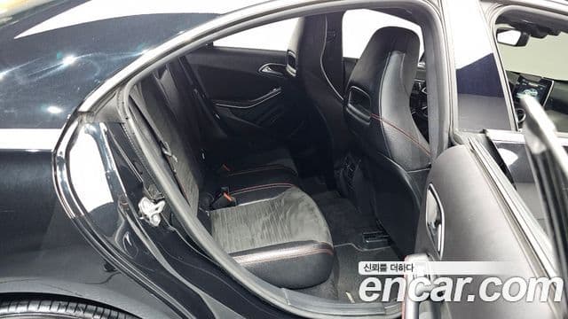 Mercedes-Benz CLA-Class 2018 — Şəkil 11/20