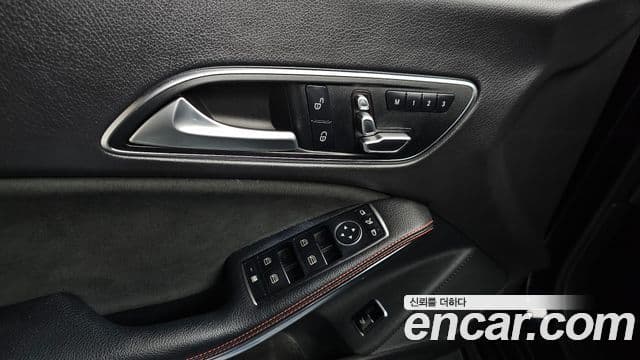 Mercedes-Benz CLA-Class 2018 — Şəkil 18/20