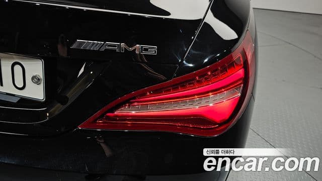 Mercedes-Benz CLA-Class 2018 — Şəkil 17/34