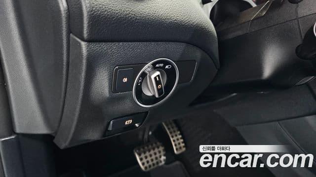 Mercedes-Benz CLA-Class 2018 — Şəkil 6/34