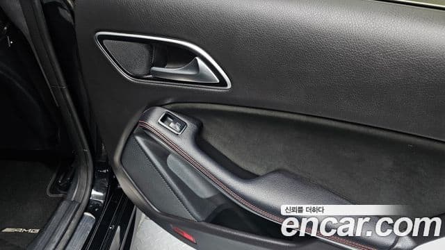 Mercedes-Benz CLA-Class 2018 — Şəkil 33/34