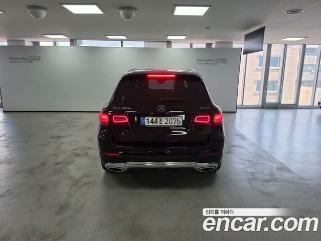 Mercedes-Benz GLC-Class 2021 — ფოტო 3/17