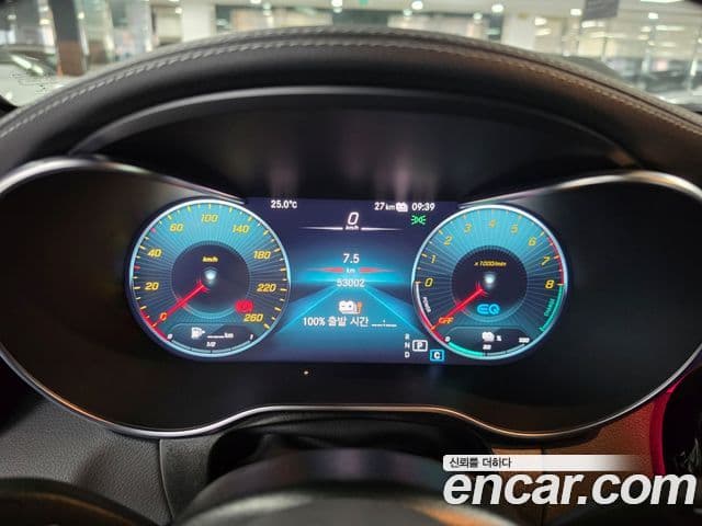 Mercedes-Benz GLC-Class 2021 — ფოტო 6/17
