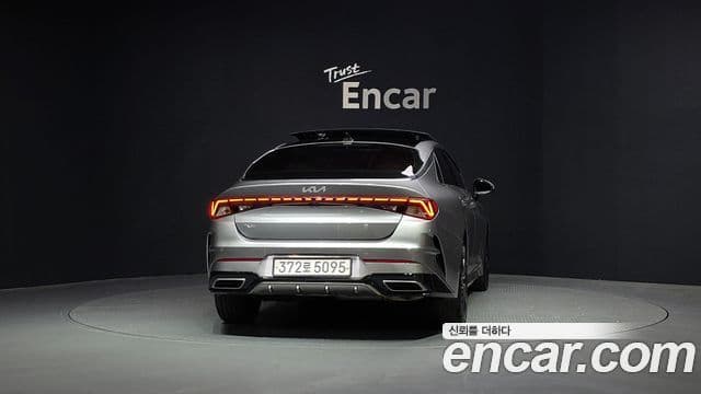 Kia K5 2022 — фото 4 из 20