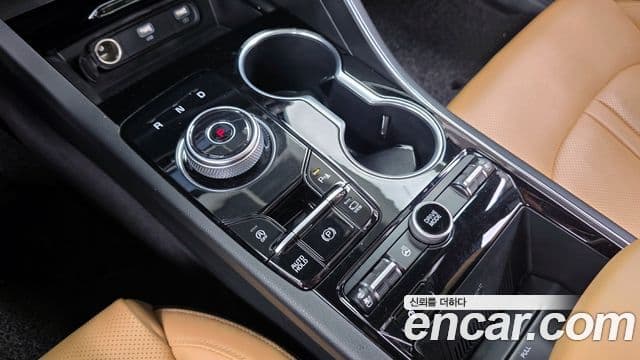 Kia K5 2022 — ფოტო 9/20