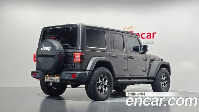 Jeep Wrangler 2019 — Şəkil 2/20