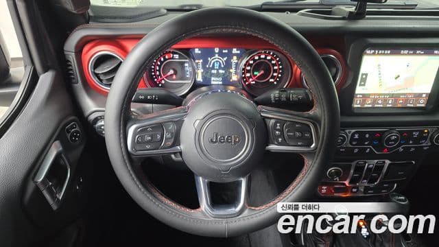 Jeep Wrangler 2019 — Şəkil 12/20