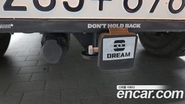 Jeep Wrangler 2019 — Şəkil 19/20