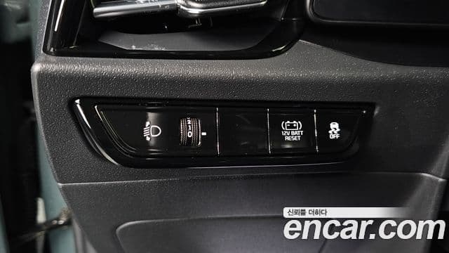 Kia Niro 2022 — фото 14 из 20