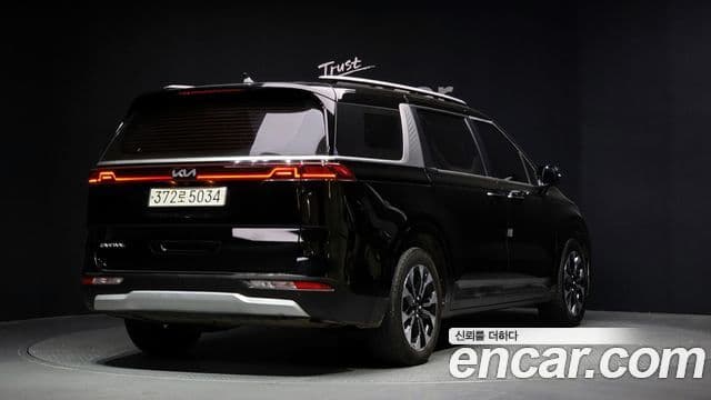 Kia Carnival 2022 — Şəkil 2/20