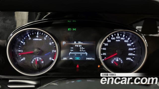 Kia Carnival 2022 — Şəkil 8/20