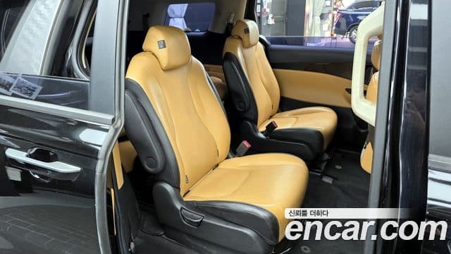 Kia Carnival 2022 — Şəkil 12/20