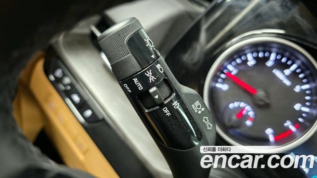 Kia Carnival 2022 — Photo 27/32