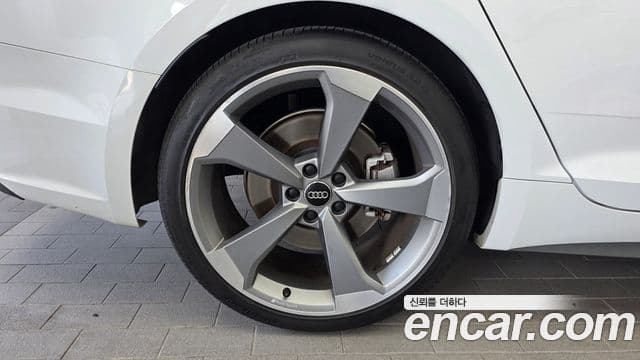 Audi A5 2019 — ფოტო 5/20