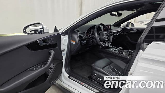 Audi A5 2019 — ფოტო 10/20