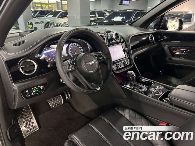 Bentley Bentayga 2020 — Photo 5/20