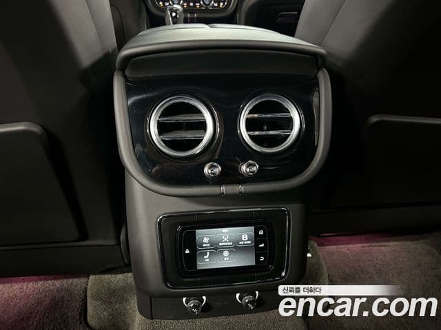Bentley Bentayga 2020 — Photo 18/20