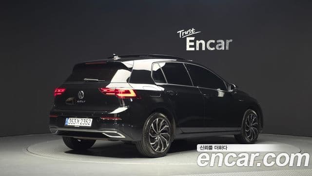 Volkswagen Golf 2024 — Şəkil 2/20