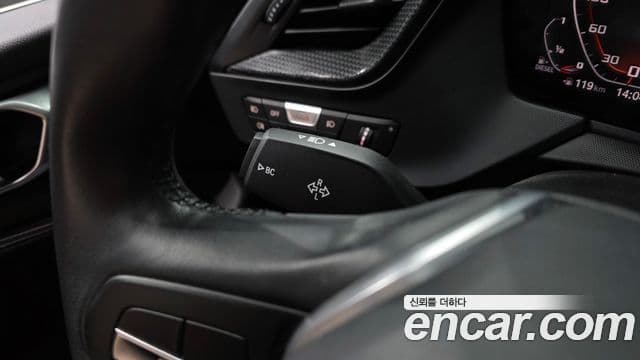 BMW 1 Series 2020 — Şəkil 18/20