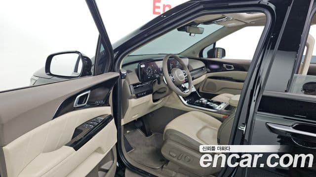 Kia Carnival 2022 — Фото 10/20