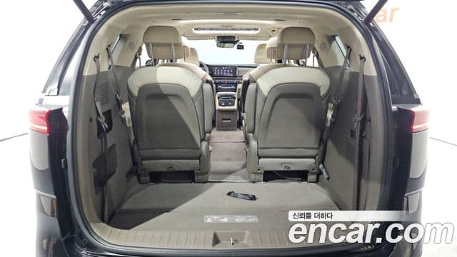Kia Carnival 2022 — Фото 20/20