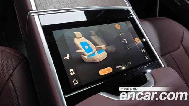 Land Rover Range Rover 2025 — Photo 13/20
