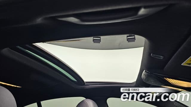 BMW 5 Series 2018 — фото 15 из 20