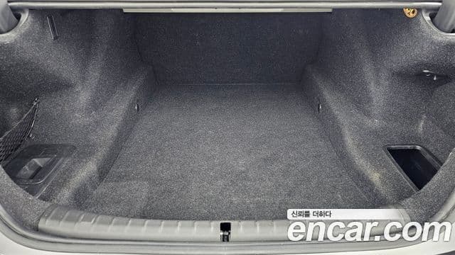 BMW 5 Series 2018 — Şəkil 17/20