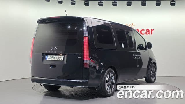 Hyundai Staria 2021 — Şəkil 2/20