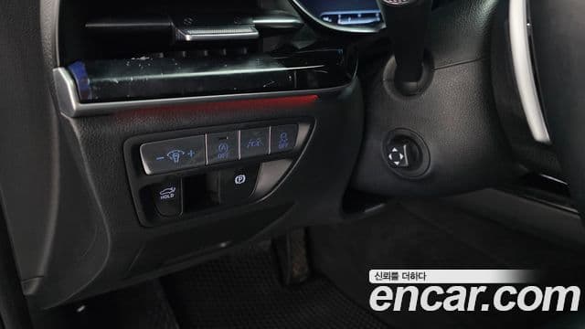 Genesis G80 2020 — Şəkil 13/20