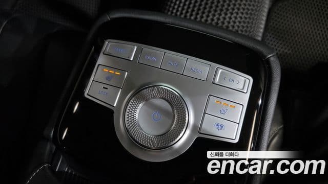 Genesis G80 2020 — Şəkil 19/20
