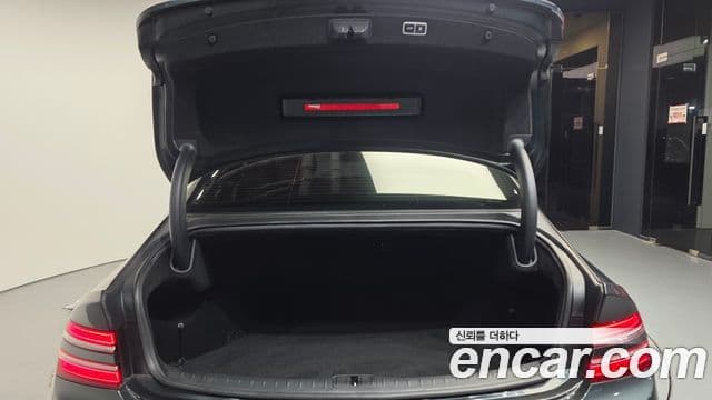 Genesis G80 2020 — Şəkil 14/20