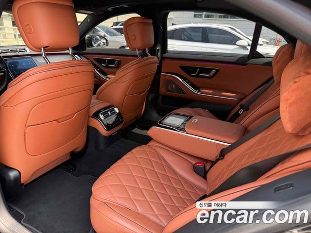 Mercedes-Benz S-Class 2022 — фото 18 из 20
