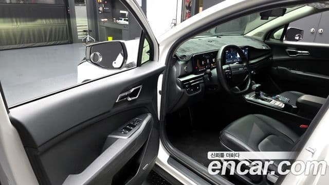 Kia Sportage 2025 — фото 10 из 20