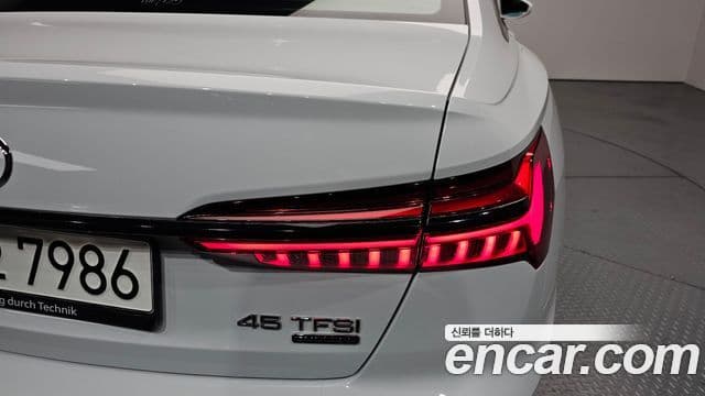 Audi A6 2023 — Photo 30/35