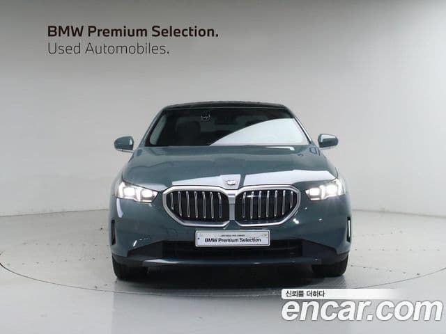 BMW 5 Series 2025 — Şəkil 18/20