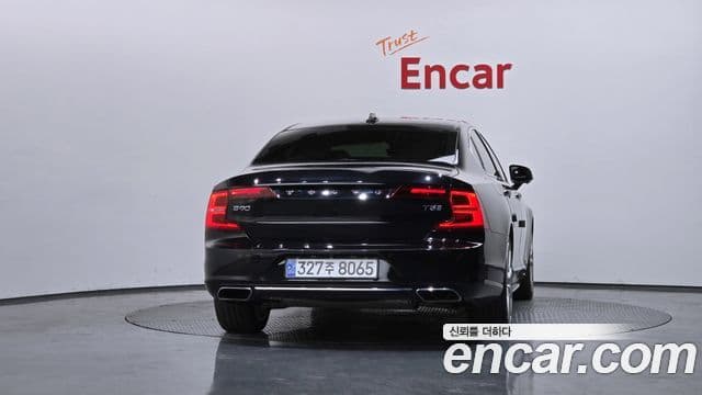 Volvo S90 2019 — ფოტო 4/20