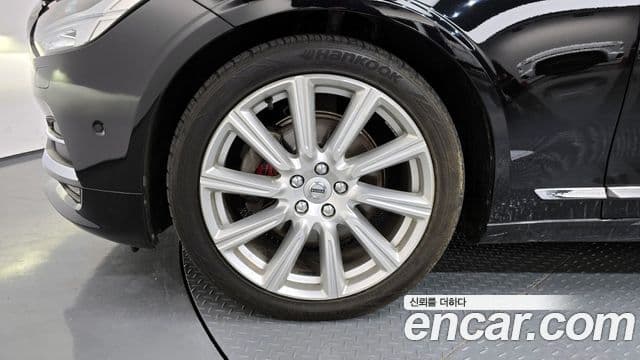Volvo S90 2019 — ფოტო 5/20