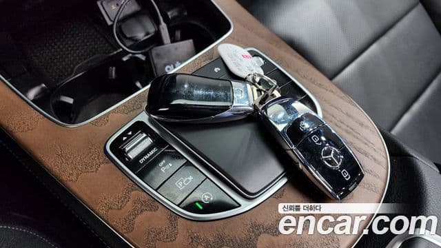 Mercedes-Benz E-Class 2023 — Фото 14/20