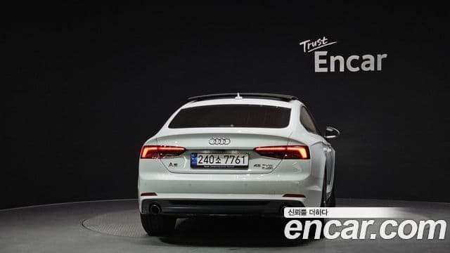 Audi A5 2019 — ფოტო 4/20