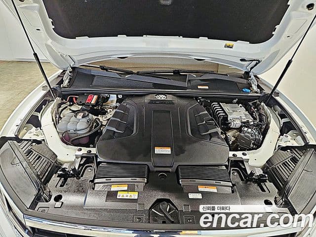 Volkswagen Touareg 2023 — Şəkil 5/15