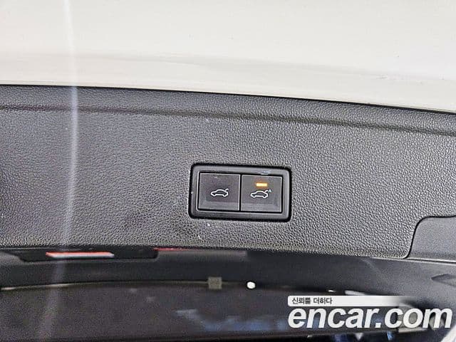 Volkswagen Touareg 2023 — Şəkil 12/15