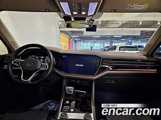 Volkswagen Touareg 2023 — Şəkil 15/15