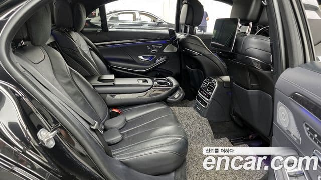 Mercedes-Benz S-Class 2019 — Фото 11/20