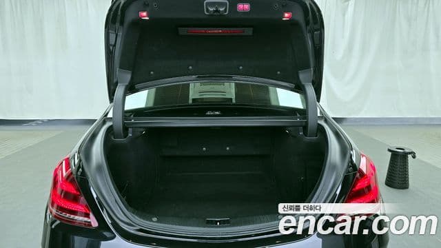 Mercedes-Benz S-Class 2019 — Фото 20/20