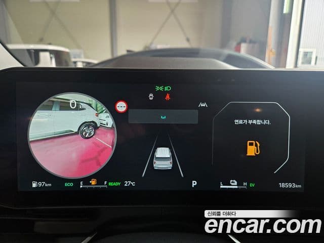 Kia Carnival 2024 — ფოტო 6/20